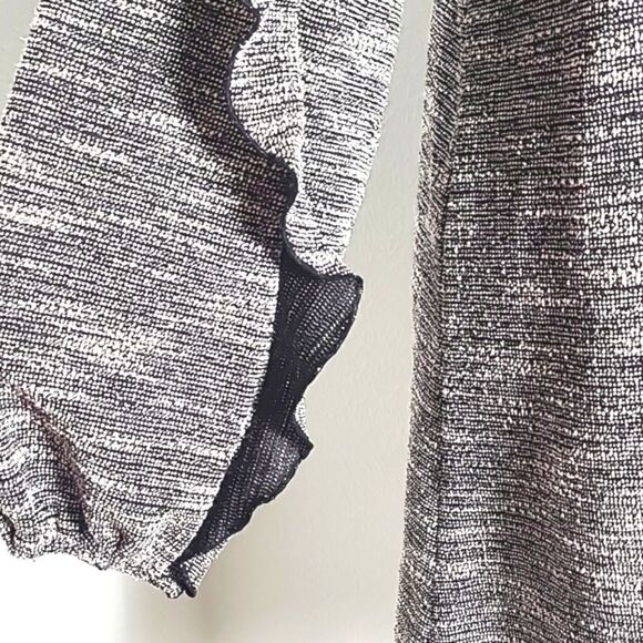 BCBGeneration Black/White Tweed Mini-Dress, Mock Turtleneck, Ruffle Sleeves, Med - Picture 6 of 11